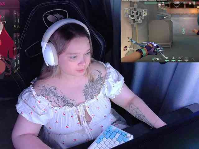 AlinaAdams webcam