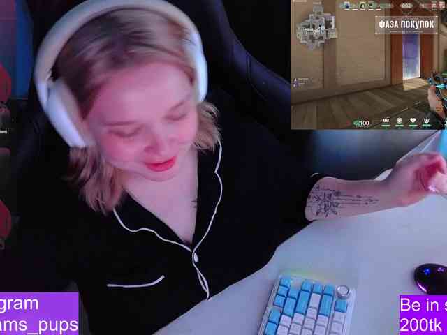 AlinaAdams webcam