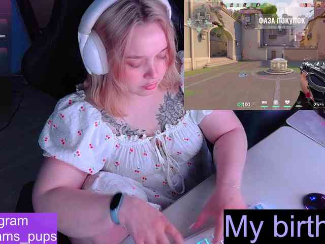 AlinaAdams webcam