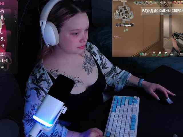 AlinaAdams webcam