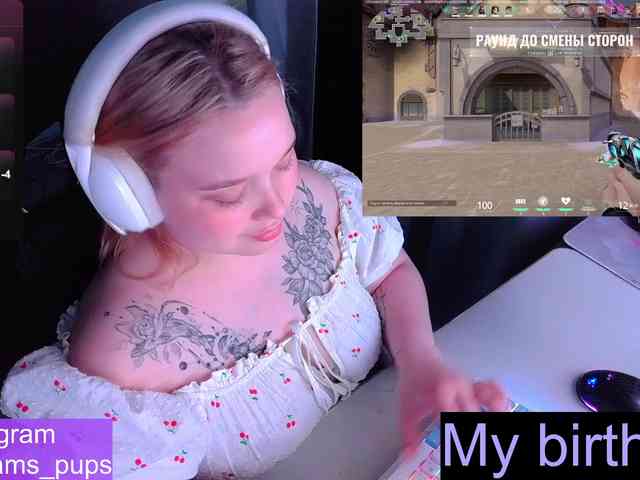 AlinaAdams webcam