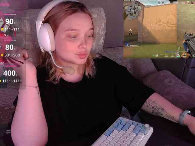 AlinaAdams webcam