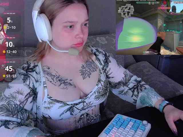 AlinaAdams webcam