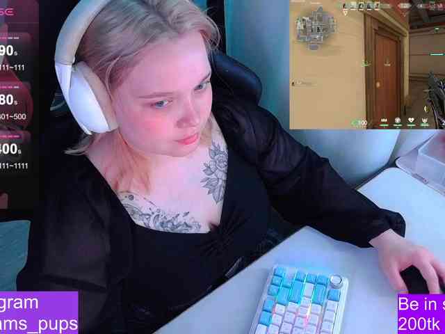AlinaAdams webcam