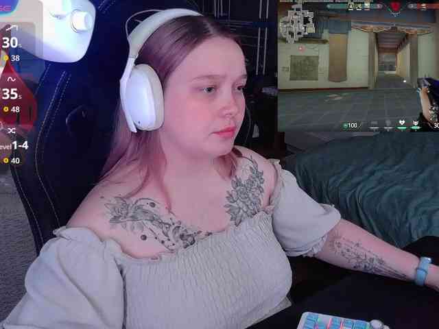 AlinaAdams webcam