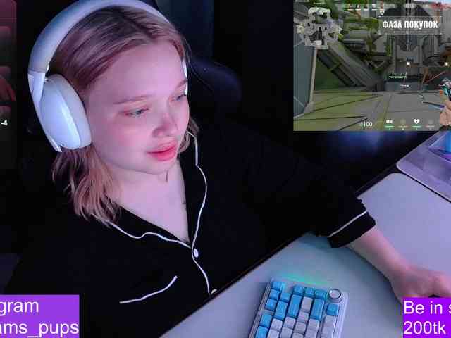 AlinaAdams webcam