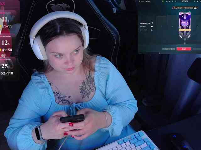 AlinaAdams webcam