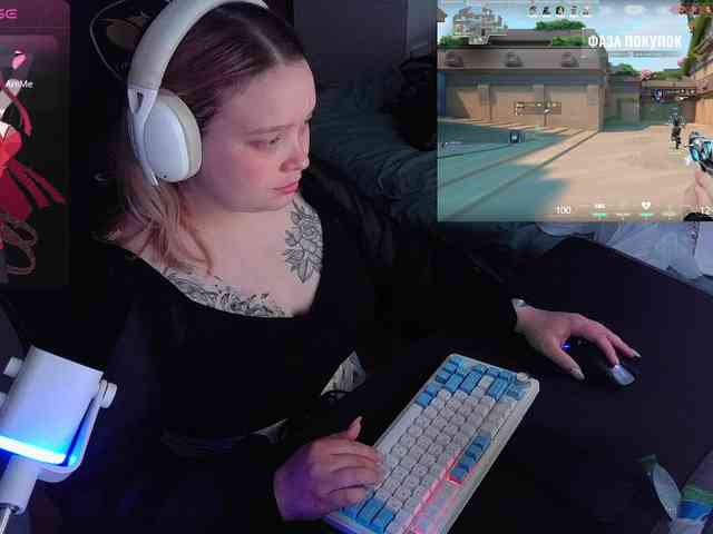 AlinaAdams webcam