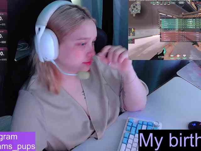 AlinaAdams webcam