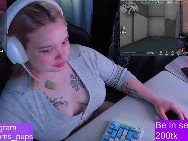AlinaAdams webcam