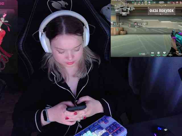 AlinaAdams webcam