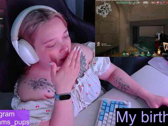 AlinaAdams webcam
