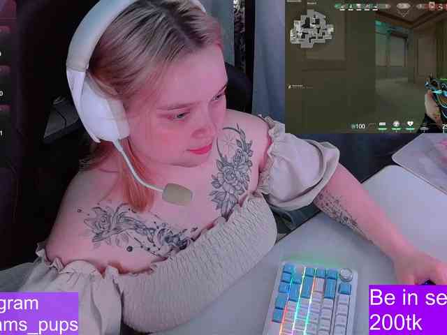AlinaAdams webcam