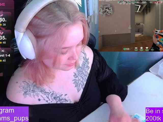 AlinaAdams webcam