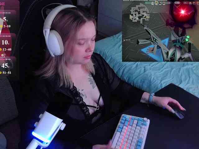 AlinaAdams webcam