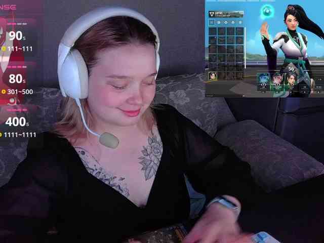 AlinaAdams webcam
