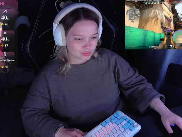 AlinaAdams webcam