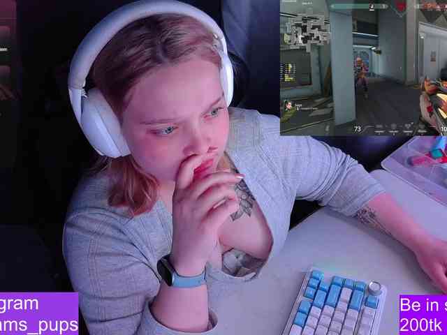 AlinaAdams webcam