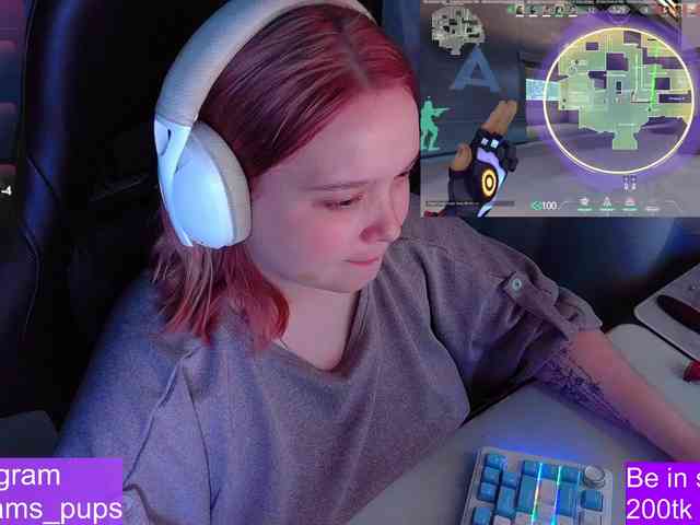 AlinaAdams webcam