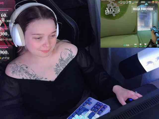 AlinaAdams webcam