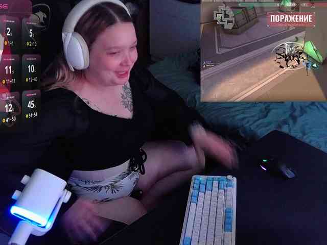 AlinaAdams webcam