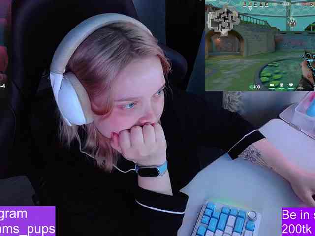 AlinaAdams webcam