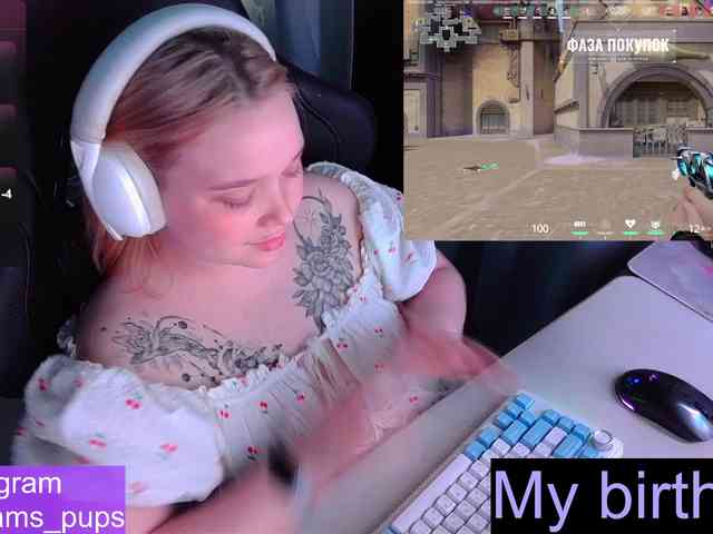AlinaAdams webcam