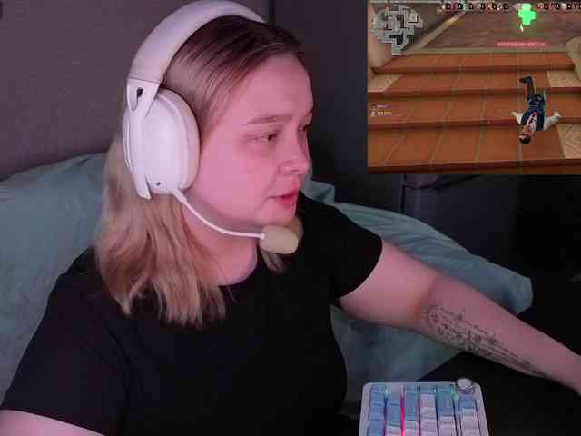 AlinaAdams webcam