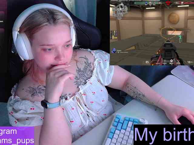 AlinaAdams webcam
