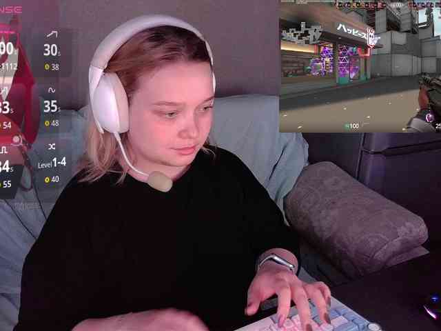 AlinaAdams webcam