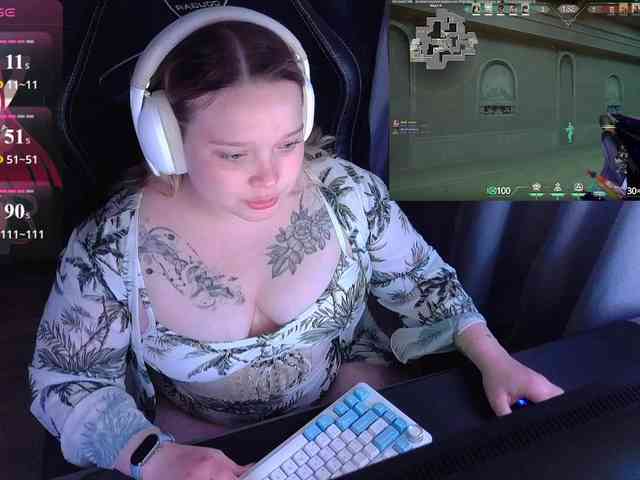 AlinaAdams webcam