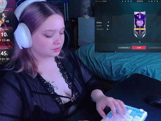 AlinaAdams webcam
