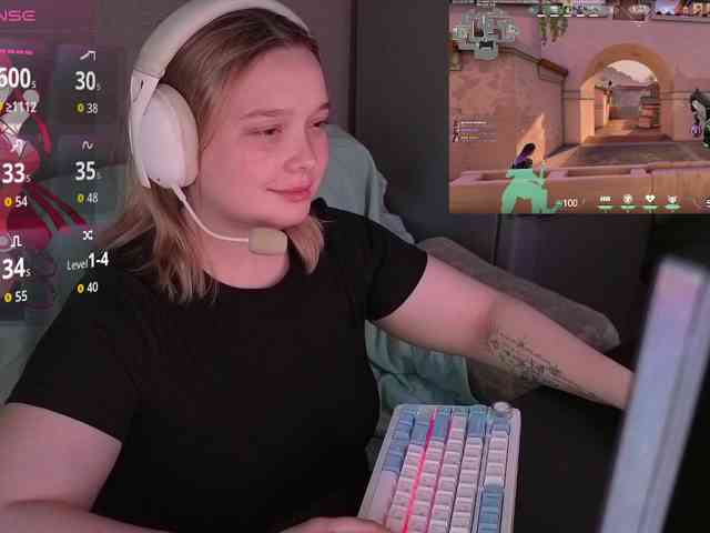 AlinaAdams webcam