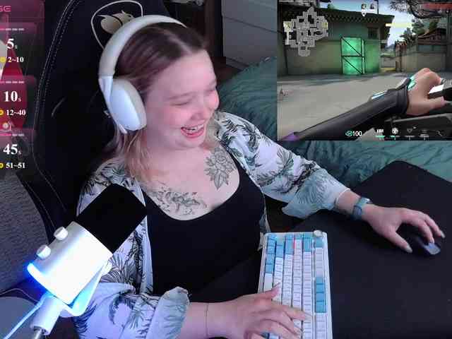 AlinaAdams webcam