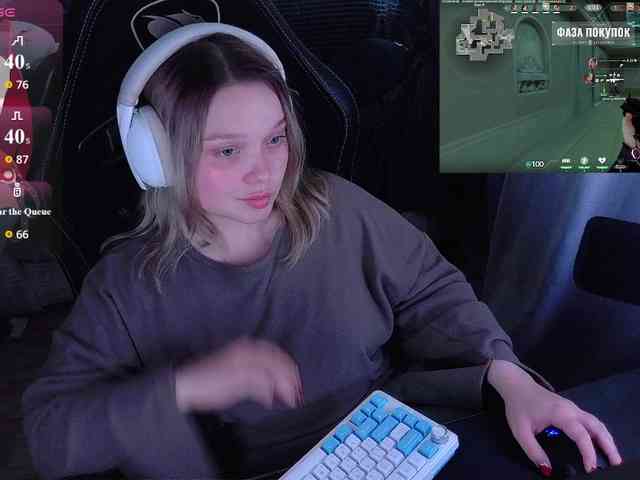 AlinaAdams AlinaAdams