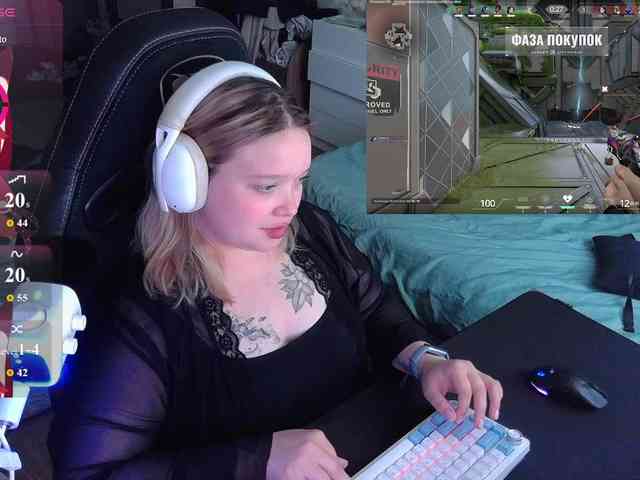 AlinaAdams webcam