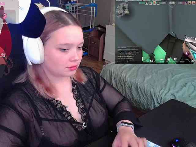 AlinaAdams webcam
