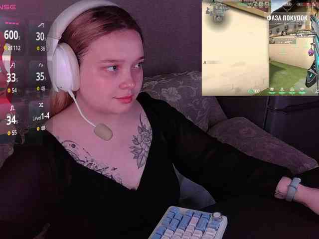 AlinaAdams webcam