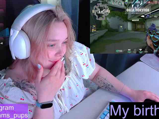 AlinaAdams webcam