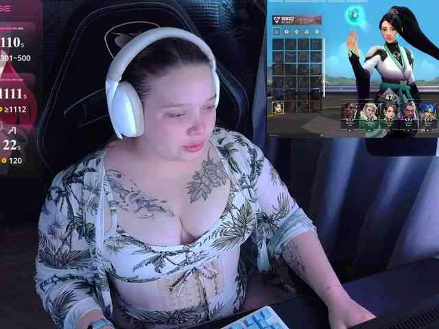 AlinaAdams webcam