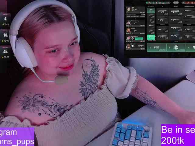 AlinaAdams webcam