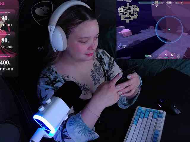 AlinaAdams webcam