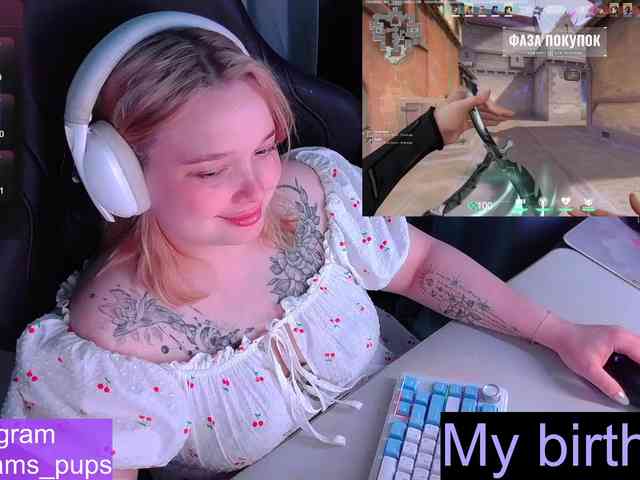 AlinaAdams webcam