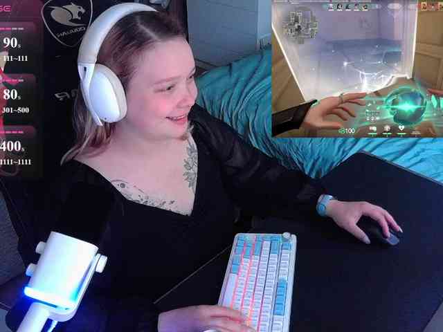 AlinaAdams webcam