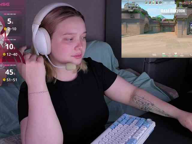 AlinaAdams webcam