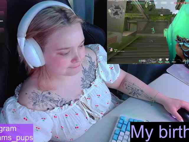 AlinaAdams webcam