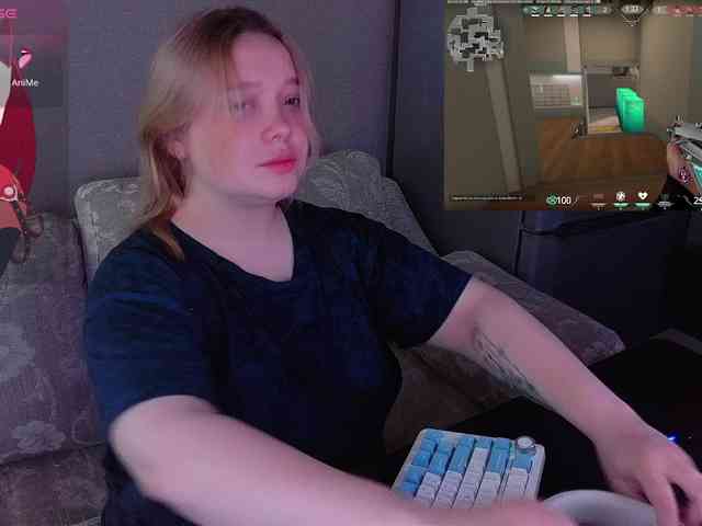 AlinaAdams webcam