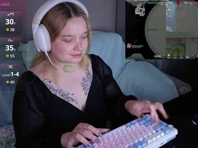AlinaAdams webcam