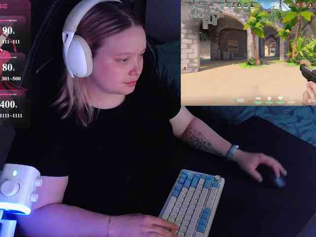 AlinaAdams webcam