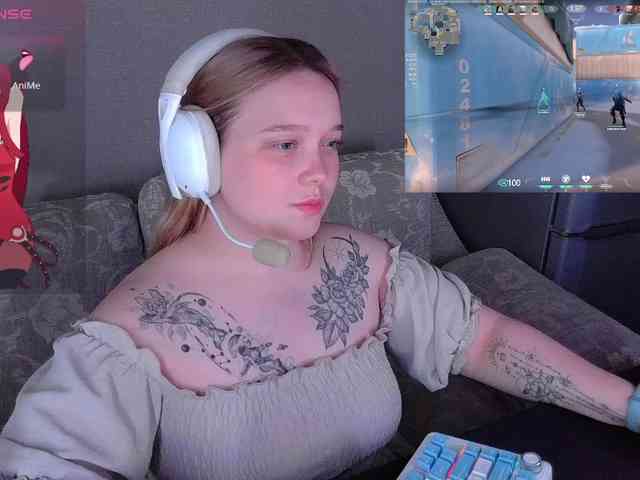 AlinaAdams webcam